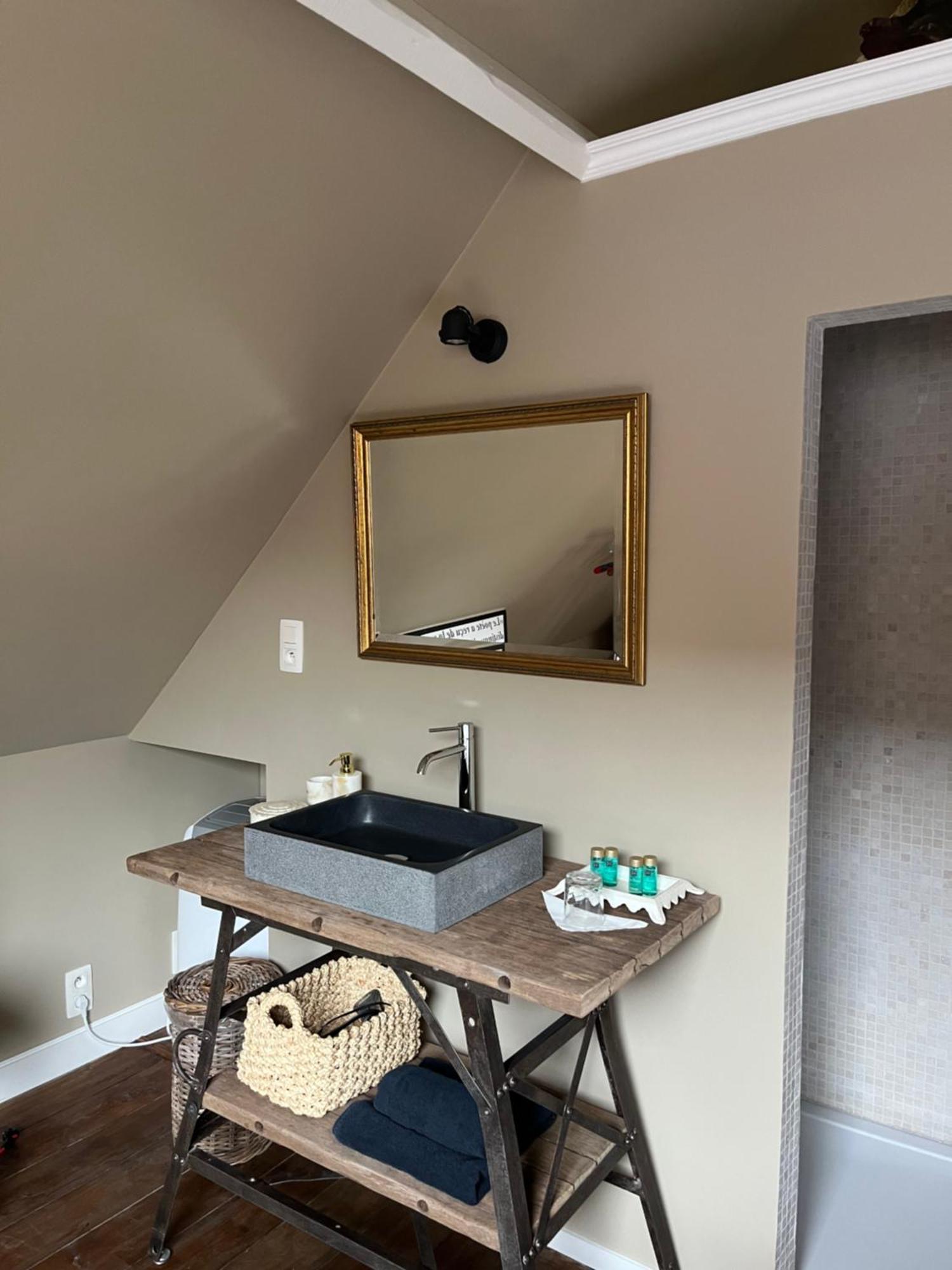 Le Flaneur Bed & Breakfast